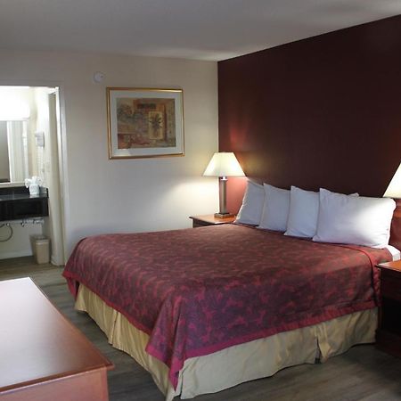 Travel Inn Of Buford Extérieur photo