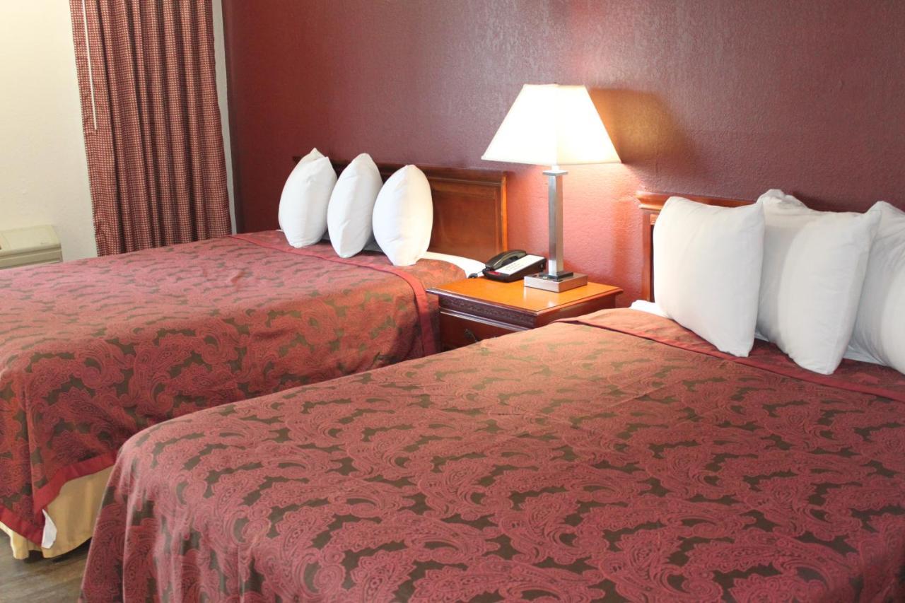 Travel Inn Of Buford Extérieur photo